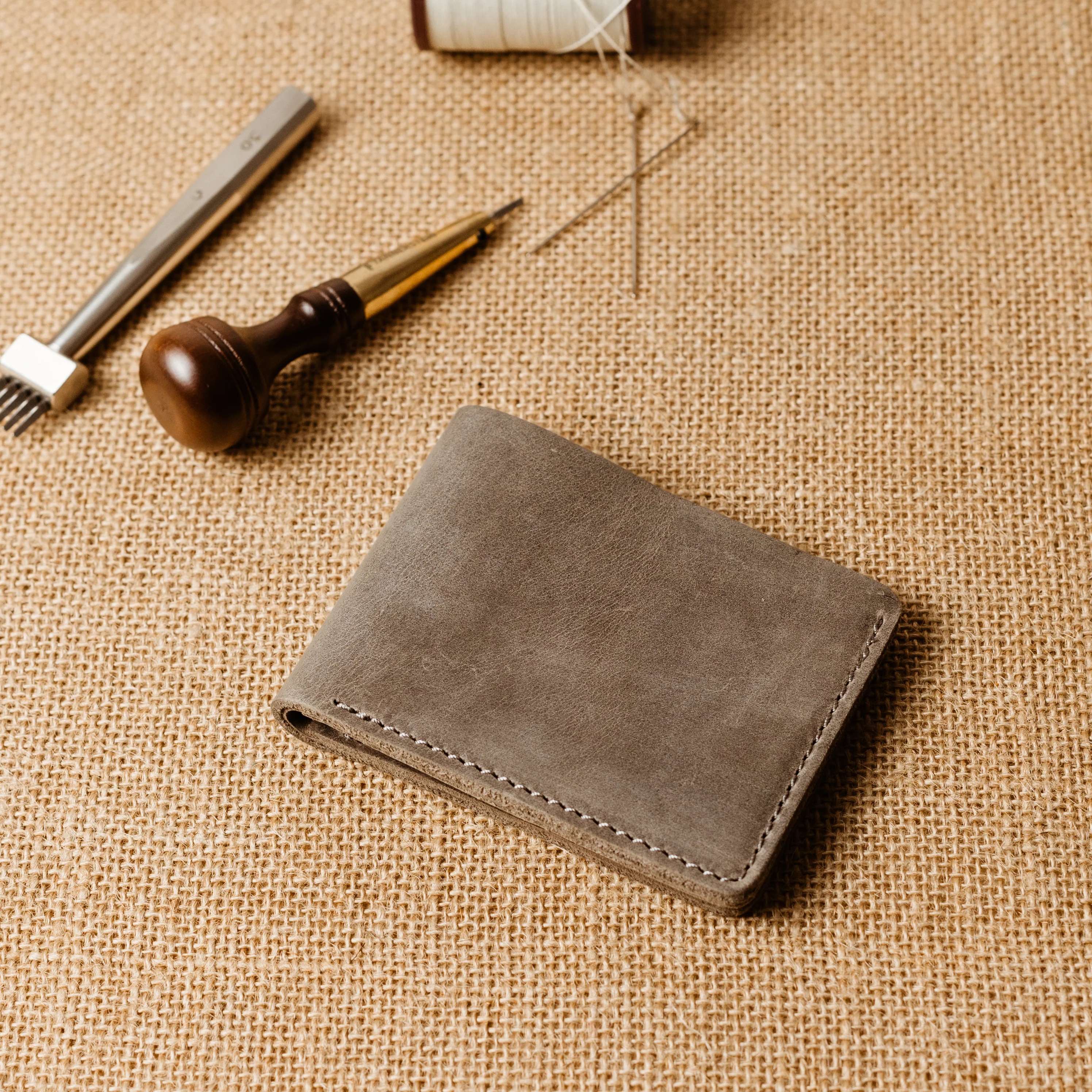 Bureau Leather Bifold Wallet | Rock Gray - Image 4
