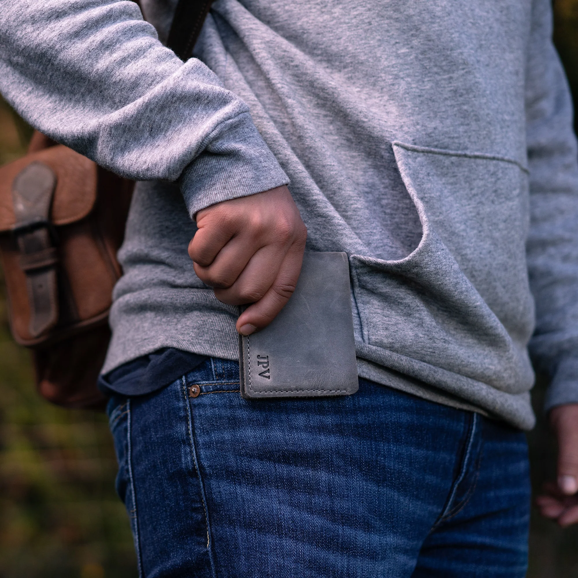 Bureau Leather Bifold Wallet | Rock Gray - Image 7