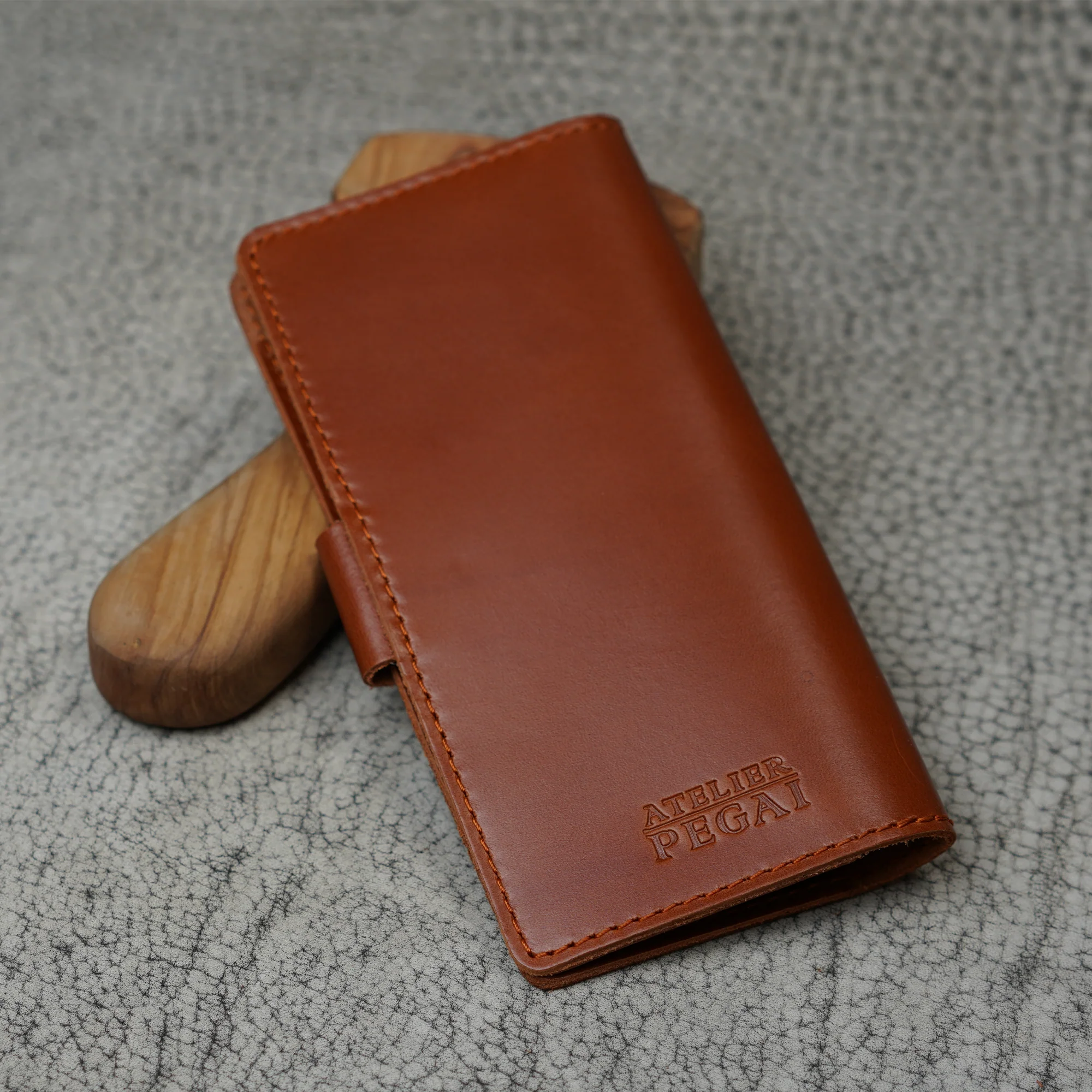 Clark Leather Checkbook Cover | Dual Tone Whiskey - Image 2