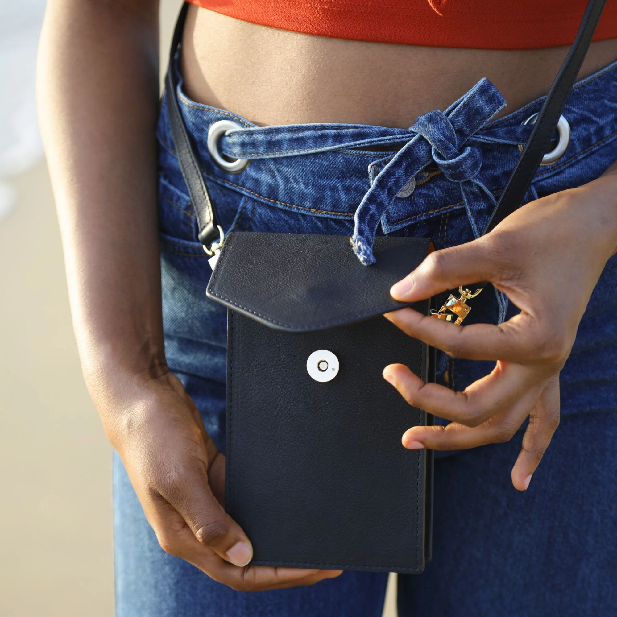 Sofia | Crossbody Cell Phone Bag | Black - Image 2