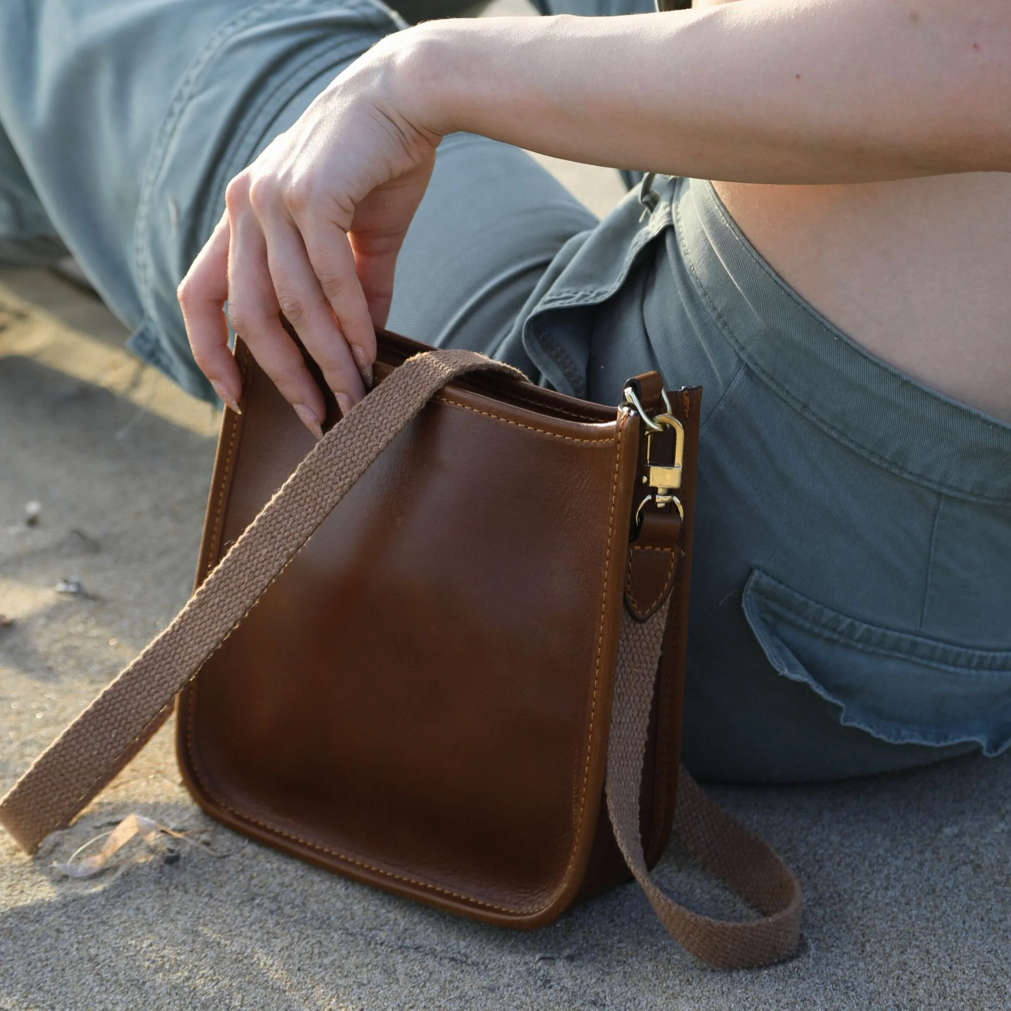 Spring | Hobo Crossbody Bag | Cinnamon w/ Gold Hardware - Image 2